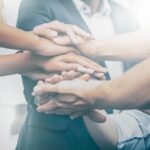 Amistad en el trabajo: impulsando la dinámica y eficiencia del equipo