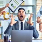 Descubre las mejores herramientas para combatir el estrés laboral