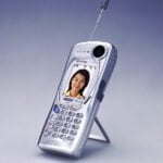 El increíble lanzamiento del primer televisor 3D por Sharp en 1997